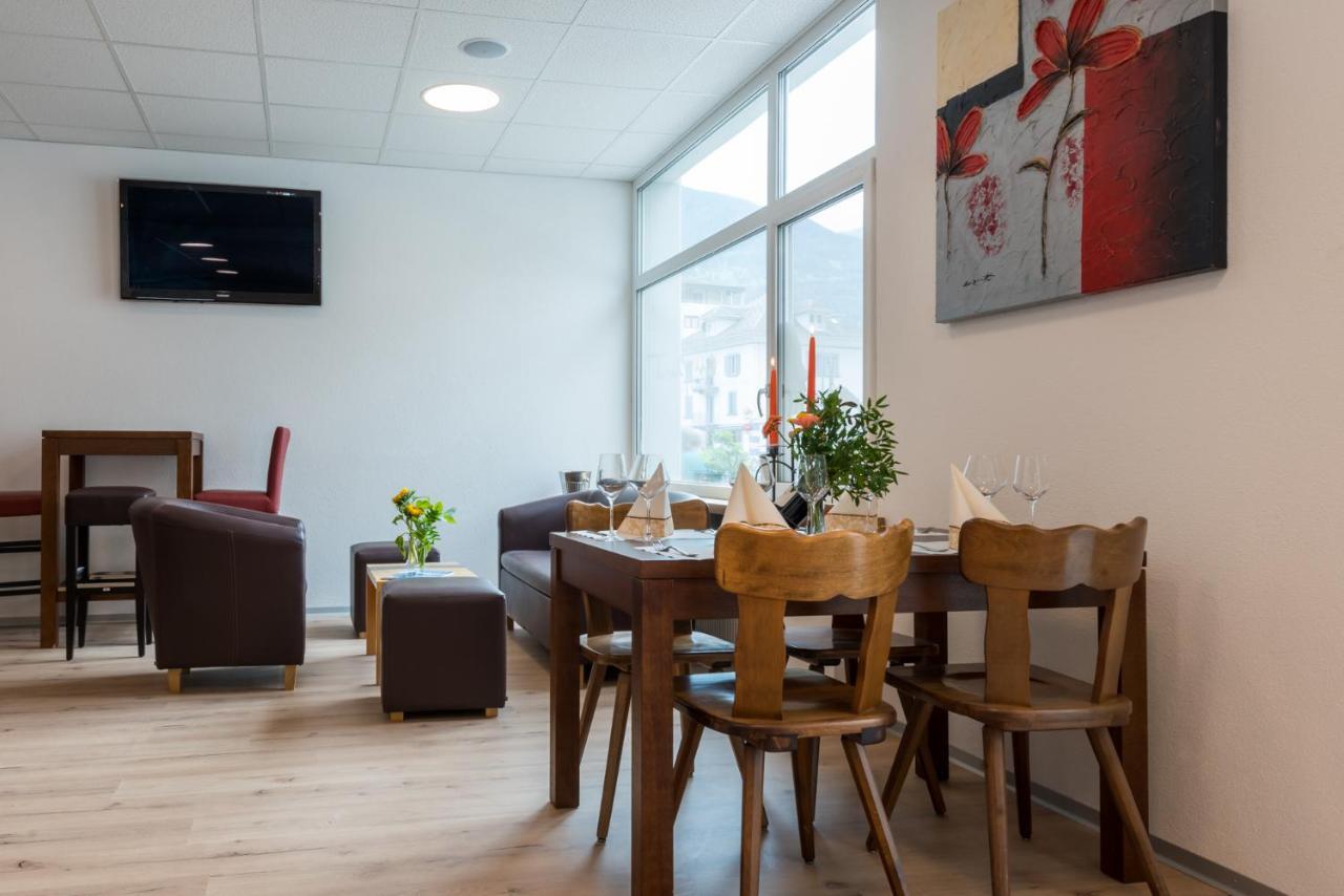 Hotel Du Pont Gampel-Bratsch Экстерьер фото